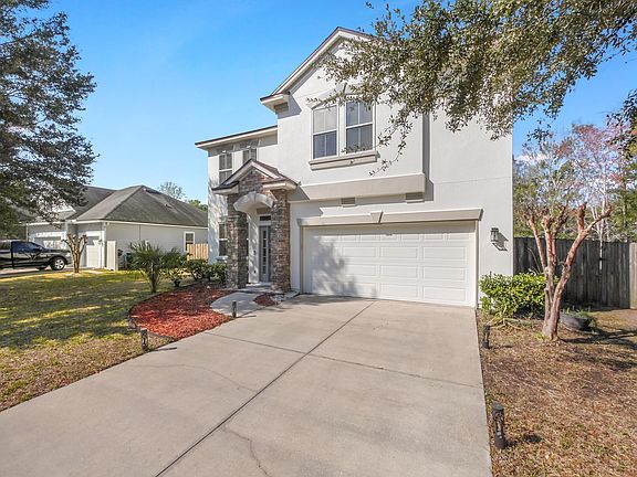 3rd image of 11372 Emilys Crossing Ct