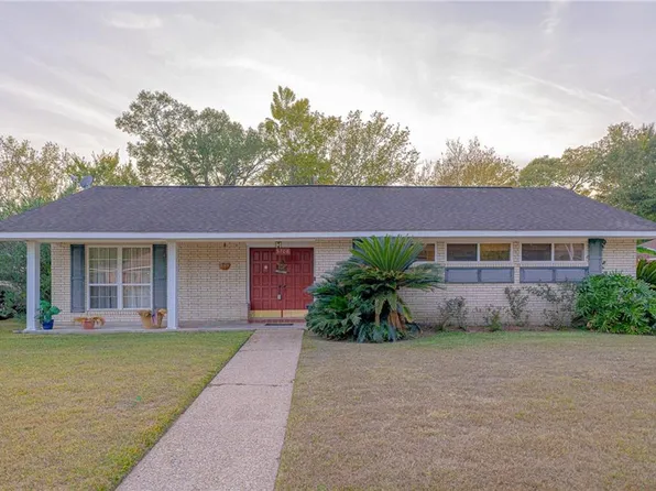 5708 Stonewall Dr, Baton Rouge, LA 70817