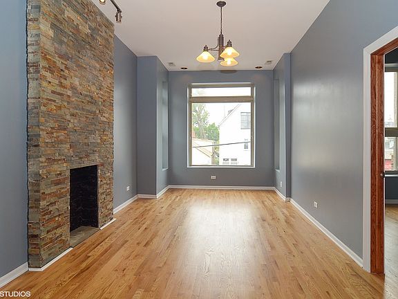 4th image of 3017 N Clybourn Ave #2
