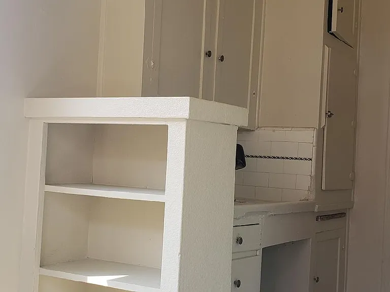 Kitchen - Cabinets