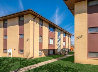2208 N Cotner Blvd, Lincoln, NE 68505
