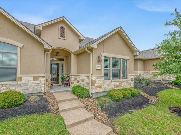 1753 Summit Crossing Ln, College Station, TX 77845