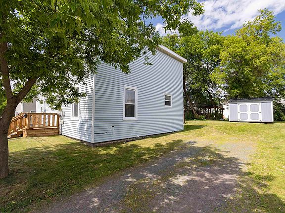 3rd image of 20 Christie St #18