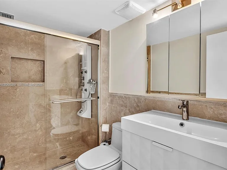 3140 S Ocean Dr #206 — Photo 35