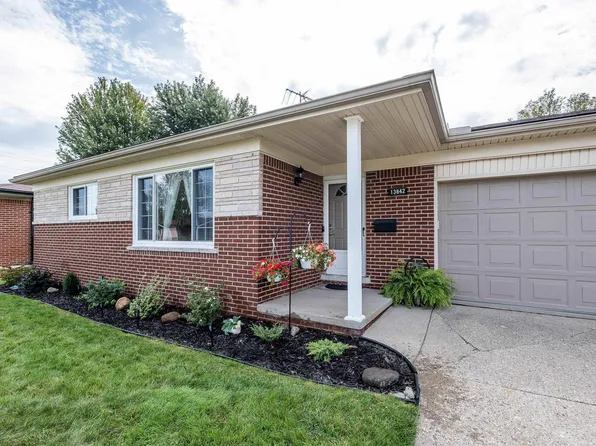 13842 Jenny Dr, Warren, MI 48088
