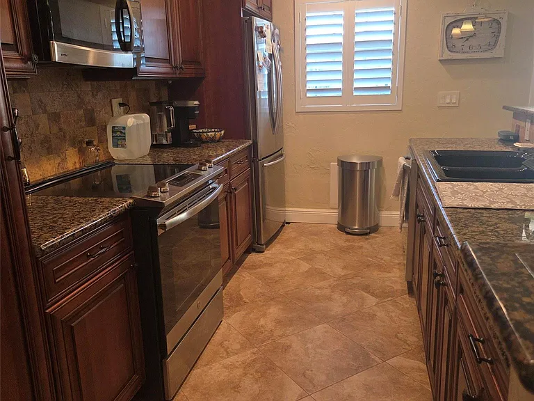 5349 Lakefront Blvd #B — Photo 5