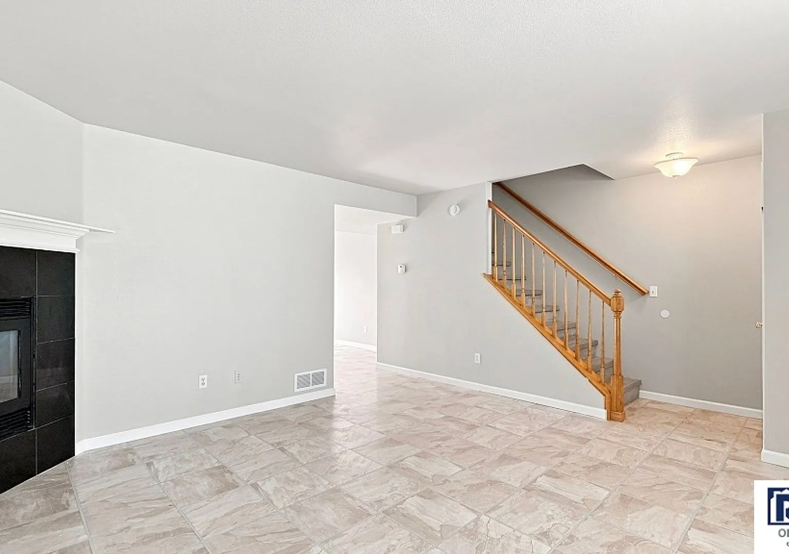 3 Beds, 2.5 Baths in the heart of Loveland — Photo 3