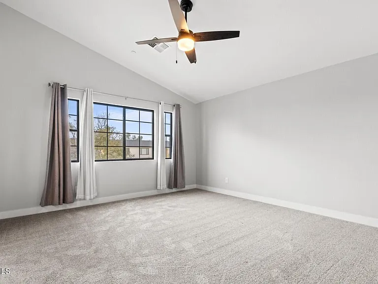 2601 N 27th St #2 — Photo 11