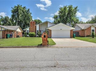 10316 Birkenhead Rd, Yukon, OK 73099