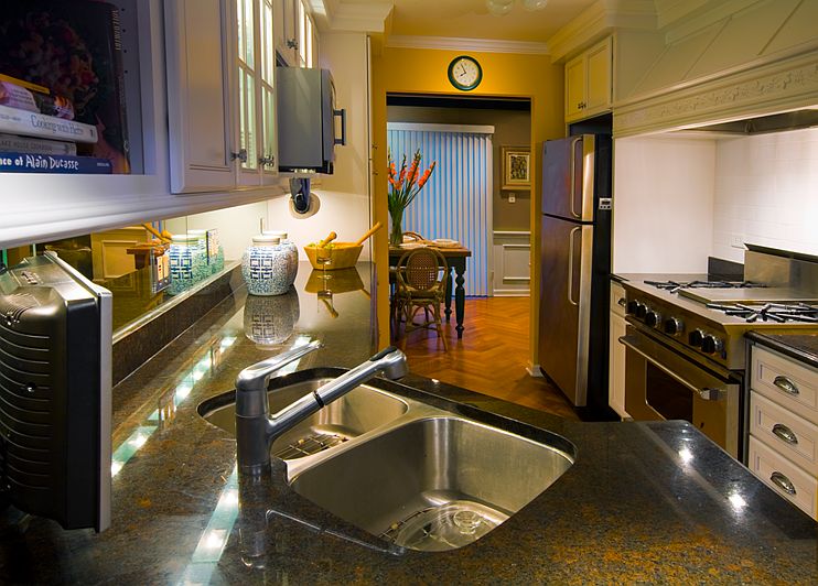 2nd image of 18 Constitution Ct
