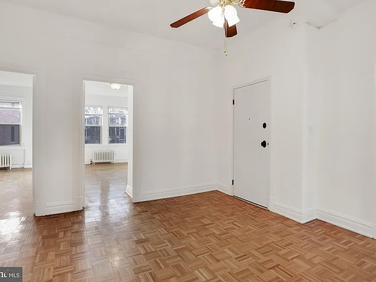 2854 Connecticut Ave NW #30 — Photo 9