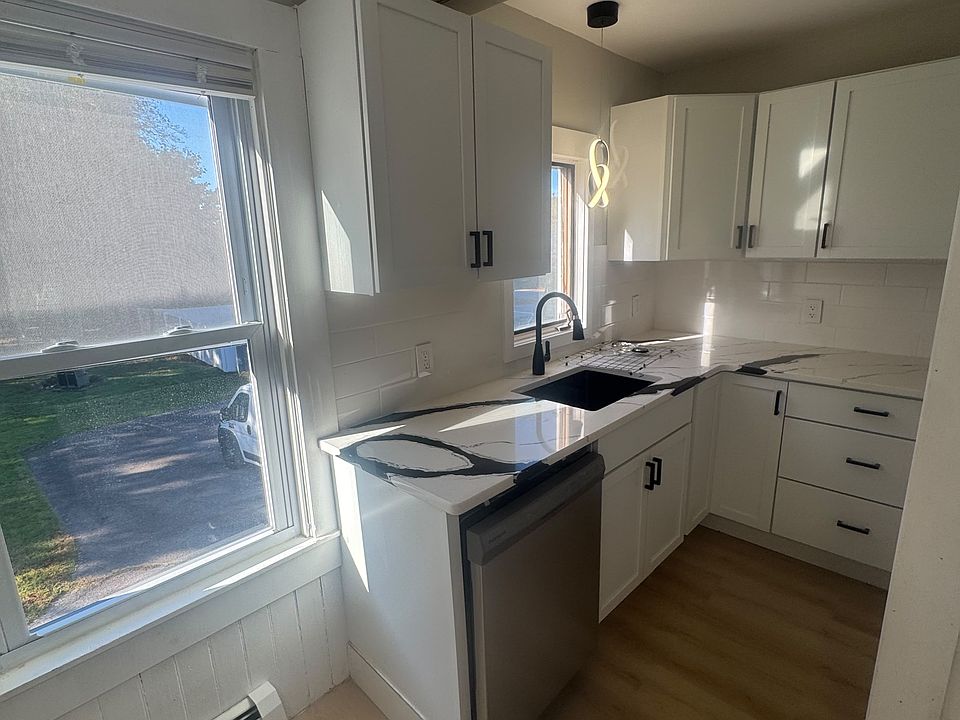 1st image of 268 Thacher St #2