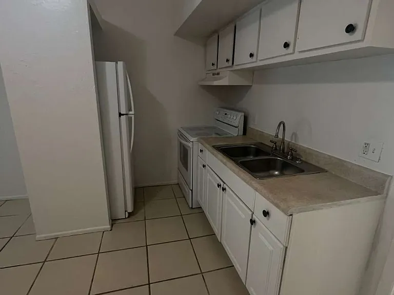 3838 Madison Ave — Photo 1