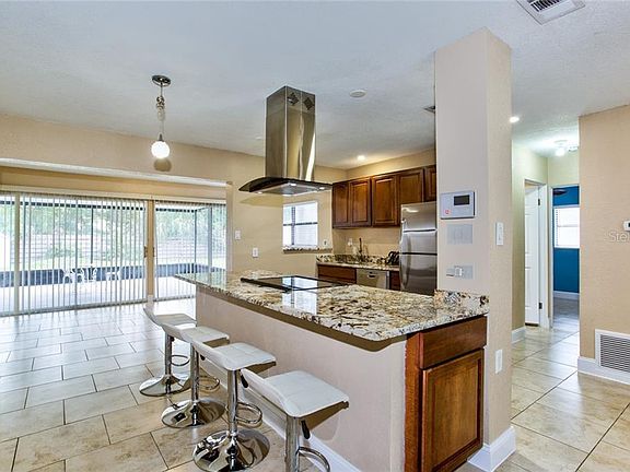 3rd image of 2645 Amanda Dr