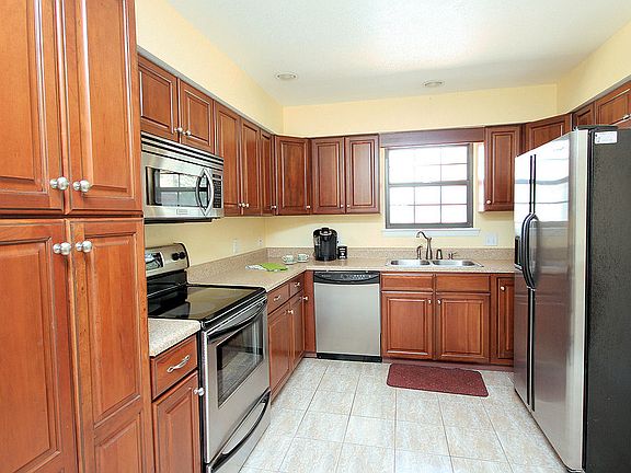 4th image of 713 Osage Dr
