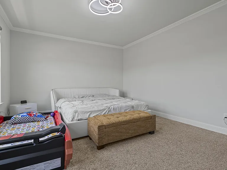 913 Gingham St — Photo 18