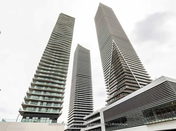 30 Shore Breeze Dr, Toronto, ON