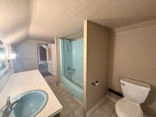 421 E Crosstown Pkwy — Photo 11
