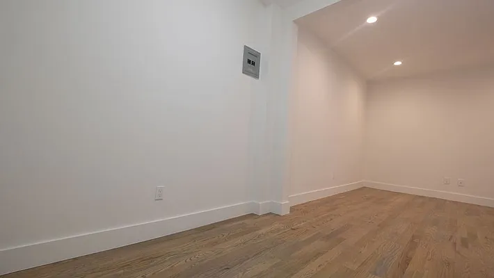 Rented by Skyward | media 7