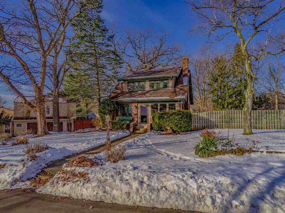 1st image of 116 N Oak Knolls Ave