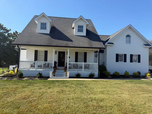 199 Lakeside Dr, Benton, KY 42025
