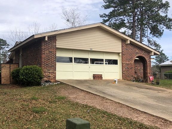 3rd image of 120 Jackson Dr