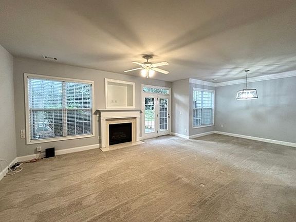 5th image of 2408 Strand Ave