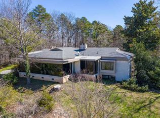 211 Mockingbird Hill Rd, Landrum, SC 29356