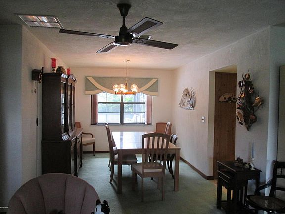 4th image of 762 Tarry Town Trl
