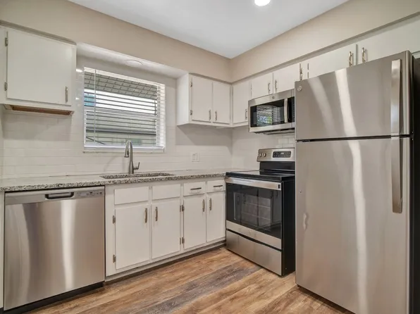 The Stand Apartments | 1 & 2 Bedroom Apartments in Orlando, FL, 129 E Amelia St Unit 203, Orlando, FL 32801