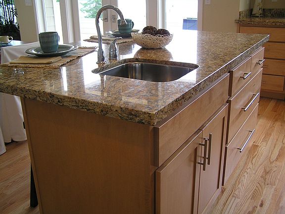 kitchen island with 2nd prep sink