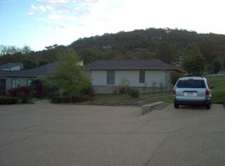 9A Clover Ln, Holiday Island, AR 72631