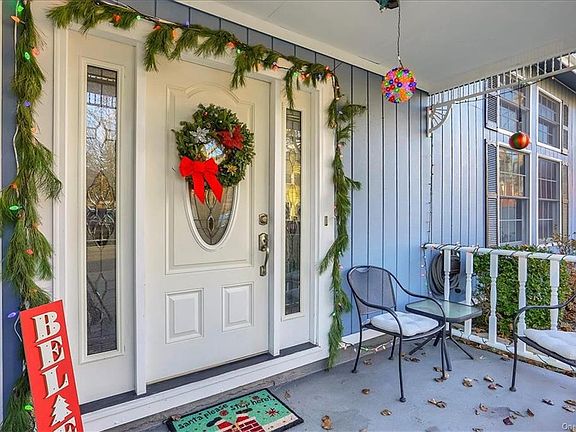 3rd image of 12 Duncan Ave