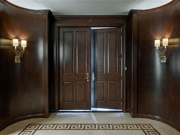 2nd image of 3510 Turtle Creek Blvd APT 5E