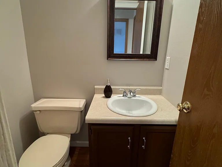 997 Timber Creek Ln — Photo 3