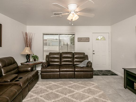 5th image of 2215 Interlake Dr
