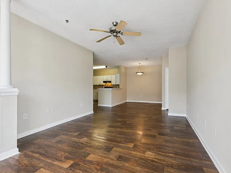 Brookside Park Apartments — Photo 68