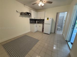 1405 NW 121st St #2, Miami, FL 33167