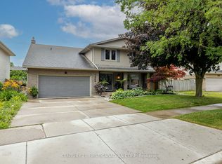 1360 Hastings Dr, London, ON N5X 2J3