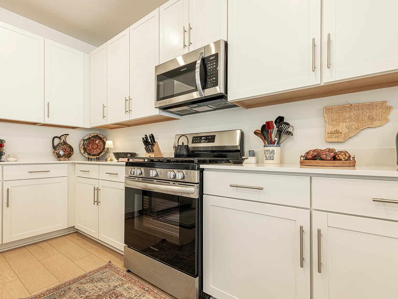 5 bed, 3.5 bath, 2797 sqft, $5,500 — Photo 4