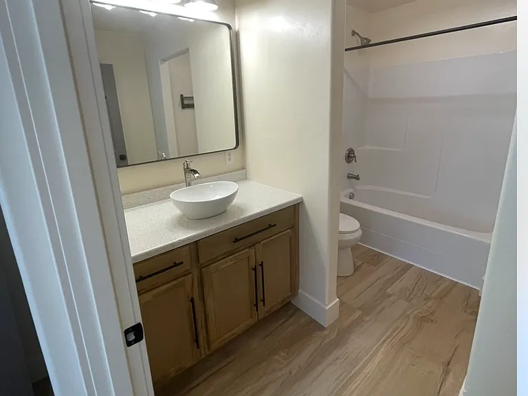1018 Patton Ln #B — Photo 5
