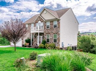 237 Harding Dr, Broadway, VA 22815