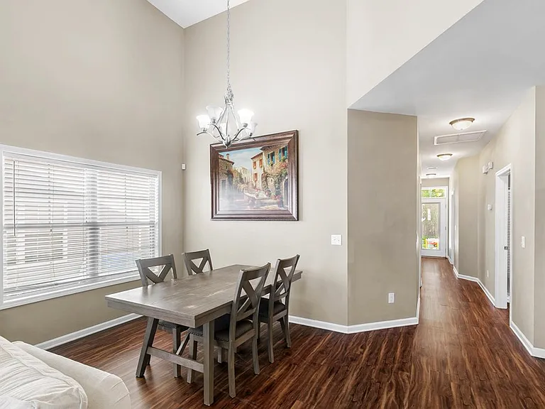 121 Heyward Dr — Photo 5