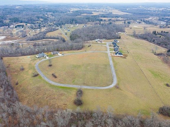 3rd image of 32 Overlook Dr #32