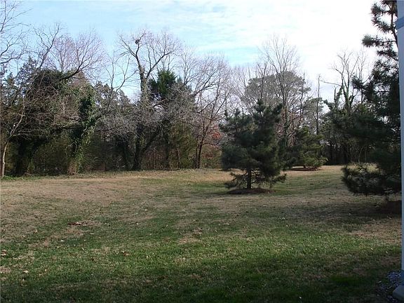 4th image of 300 Riveranne Ct APT 213