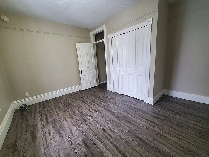 420 2nd Ave NE #202 — Photo 14