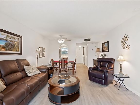 2nd image of 400 Forest Lakes Blvd APT 211