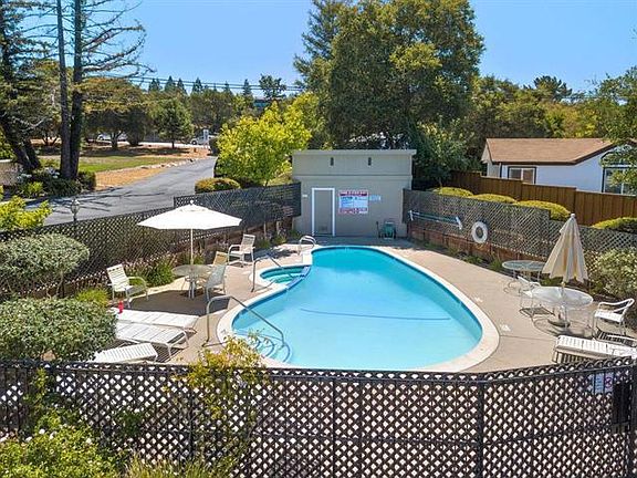 3rd image of 6017 Scotts Valley Dr