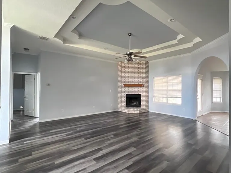 4301 Capri Dr — Photo 7