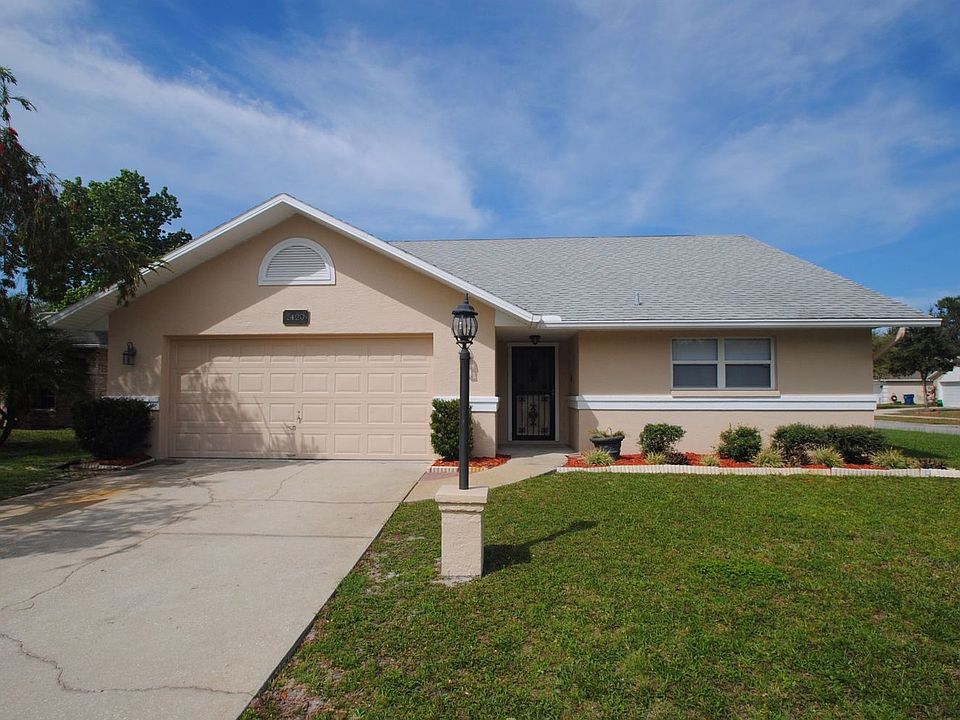 1st image of 1420 Golf Ave